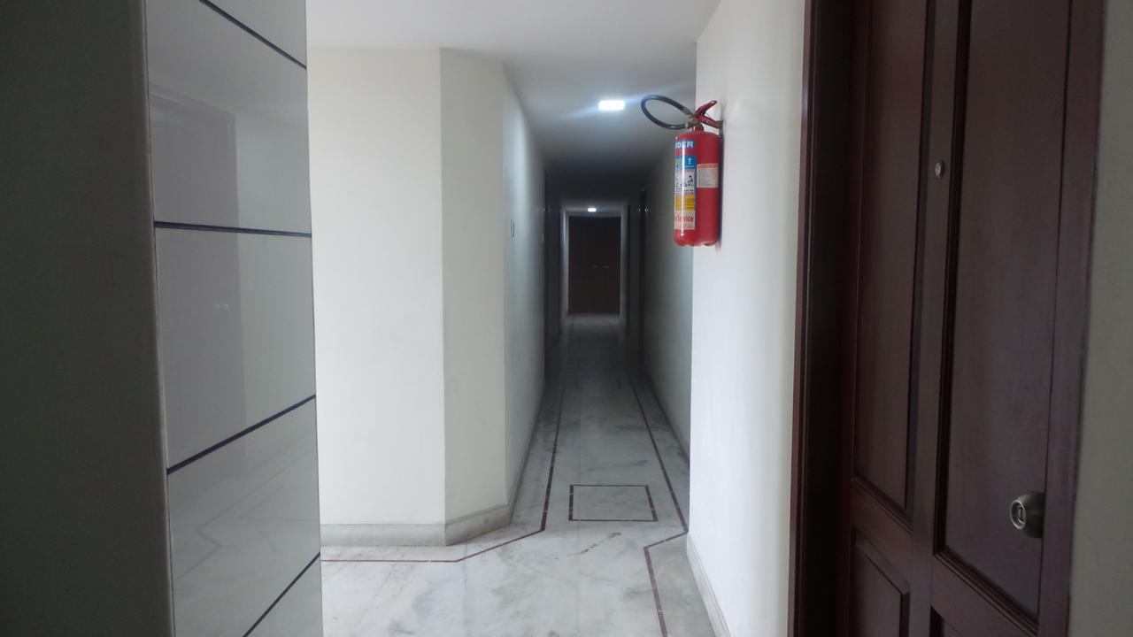 Hôtel Kooloth Lake View Residency à Coimbatore Extérieur photo